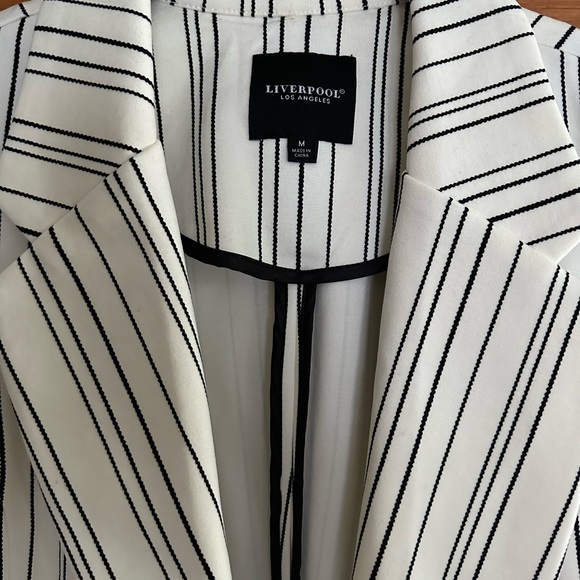 Liverpool Blazer size medium - Picture 2 of 4